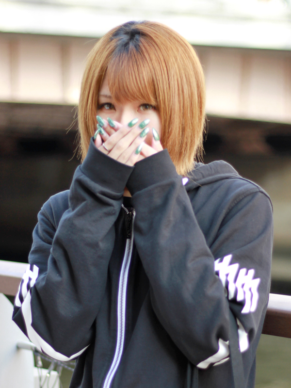 恋を止めないで! ふみ 20歳 T:158cm B:86(E) W:56 H:84