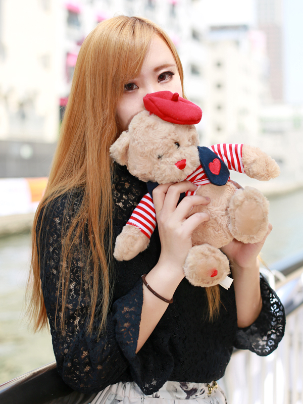 恋を止めないで! ひびき 20歳 T:166cm B:88(E) W:58 H:86